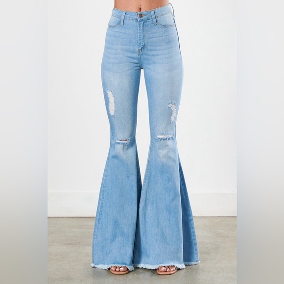 Distressed Frayed Hem Ultra Flare Bell Bottom Jeans - Vibrant M.i.U - Picture 2 of 6